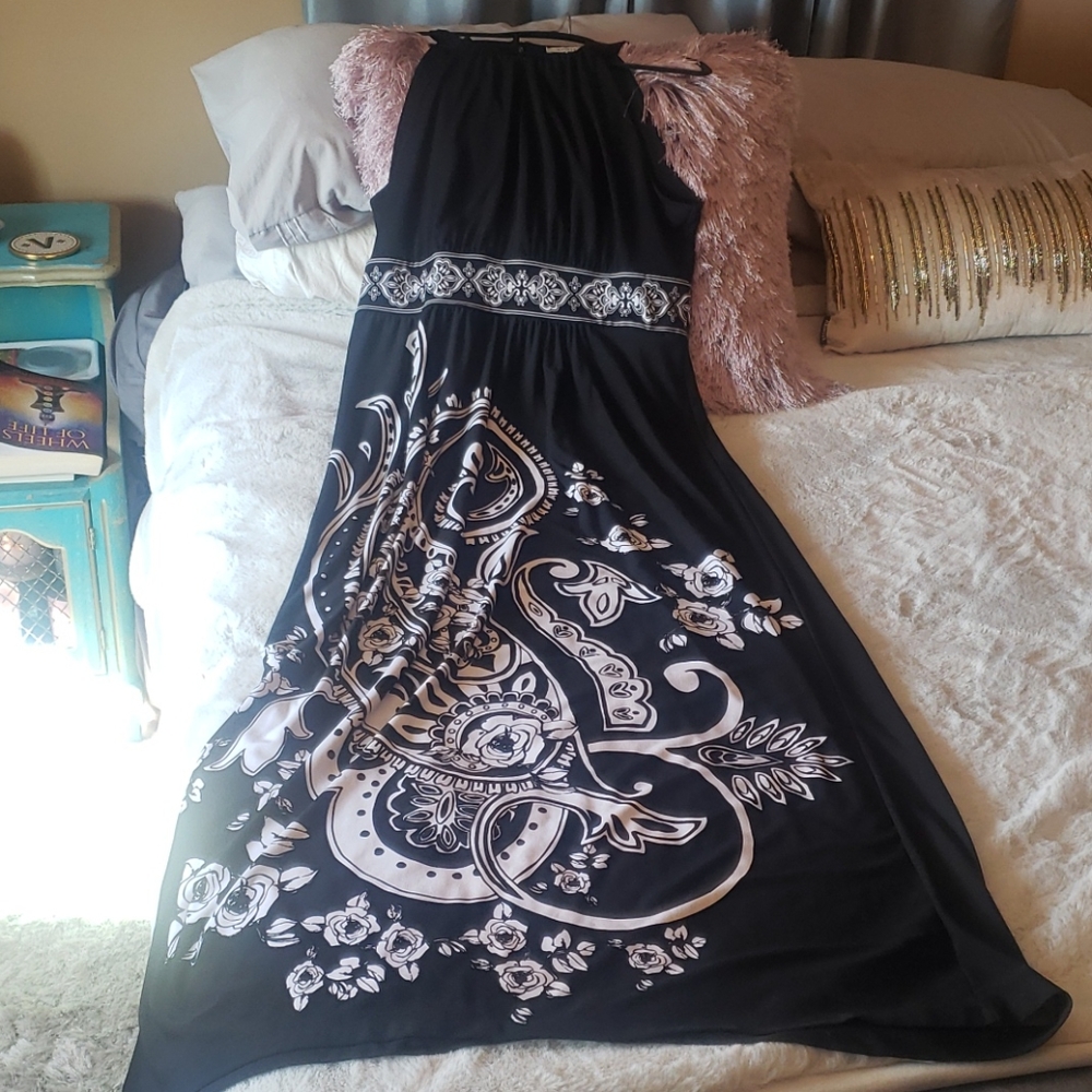 White House Black Market Maxi Dress